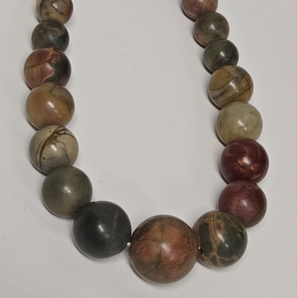 Red Creek Jasper Graduated Bead Necklace 6-14mm, 19" w/1.5" ext. - Picture 4 of 8